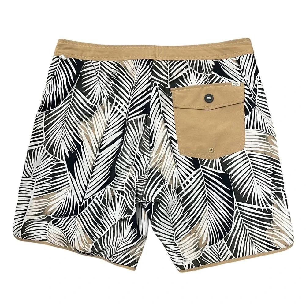 Vuori Cruise Board Shorts Palm Leaf Print Tan Trim Drawstring Pockets Men's S 32